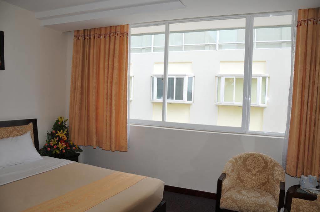 Dong Kinh A Hotel Ho Chi Minh City Exterior photo